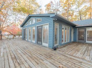 198 Hummingbird Ln, Macon, NC 27551