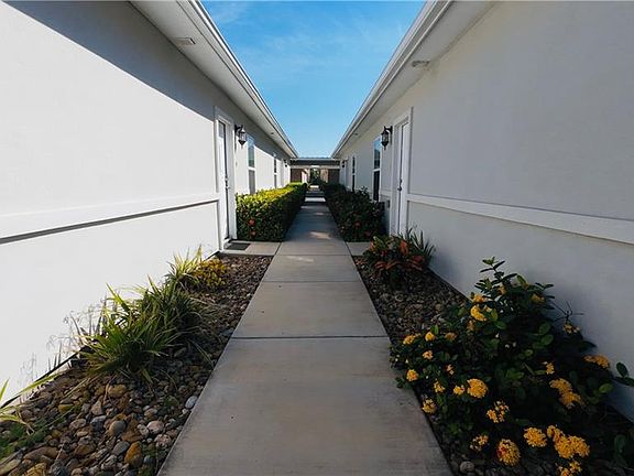 5th image of 408 Carlisle Ave #1