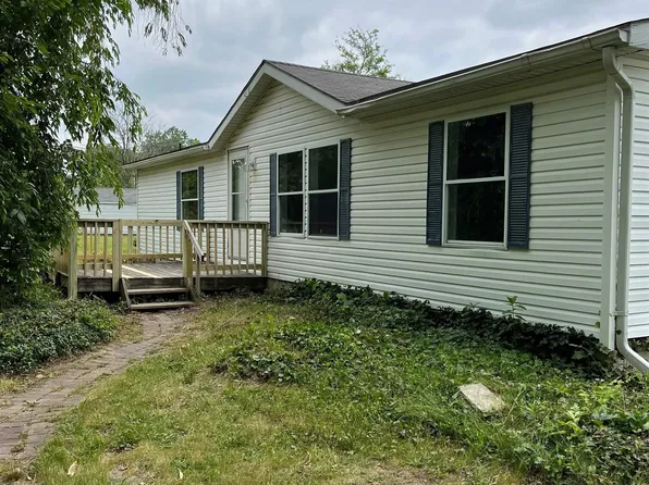 3506 Reynolds St, Fort Wayne, IN 46803