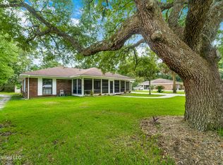 2513 Fairley Rd, Gautier, MS 39553