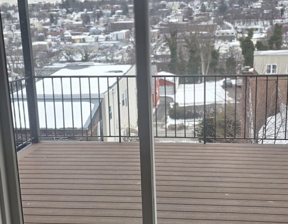1st image of 270 Edwards Pl Floor 1