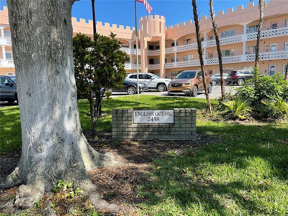 1st image of 2458 Columbia Dr APT 40