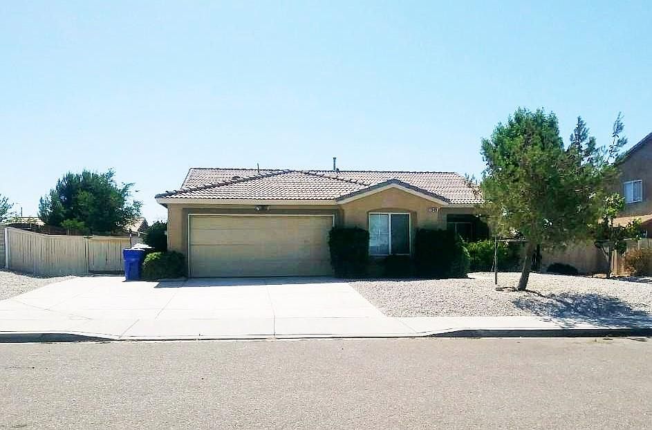 1st image of 13488 Foxborough Way