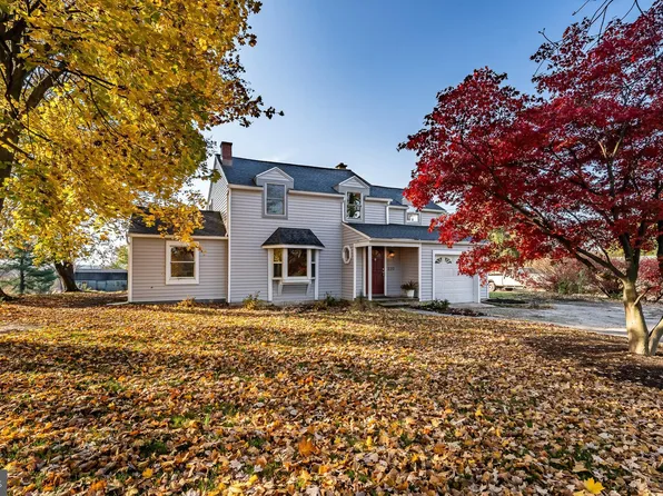 220 Ridge Rd, Spring City, PA 19475