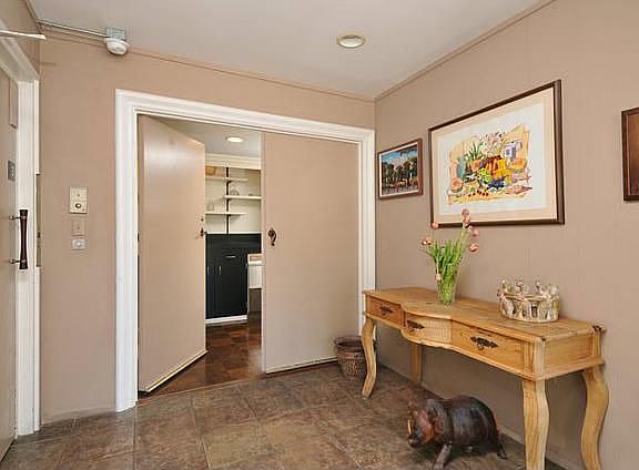 3rd image of 1100 Sharon Park Dr APT 40