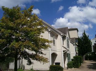 2923 Chenevert St, Houston, TX 77004