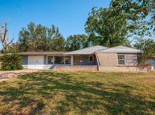 5963 Ridgeway Dr, Houston, TX 77033