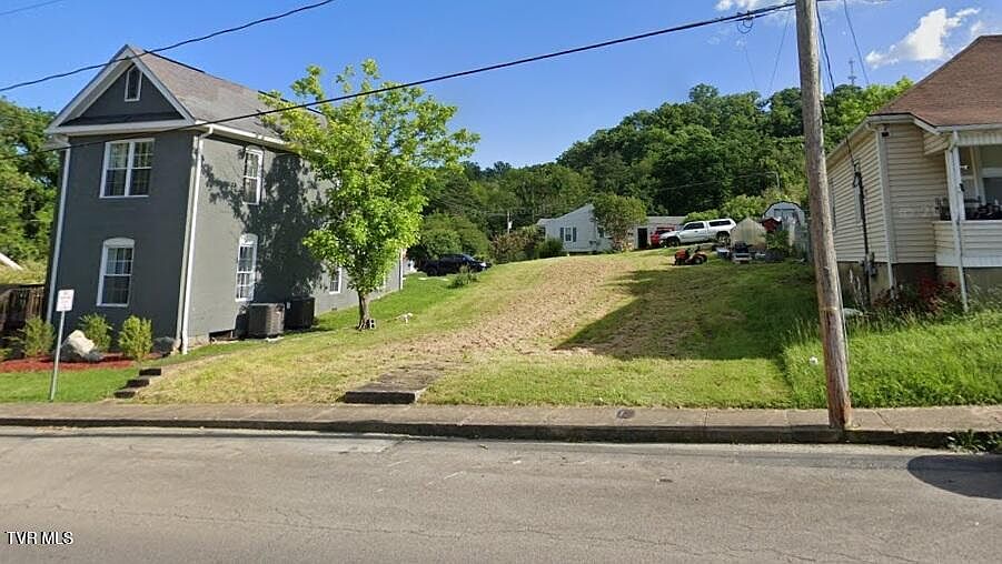 1st image of 1208 Windsor Ave
