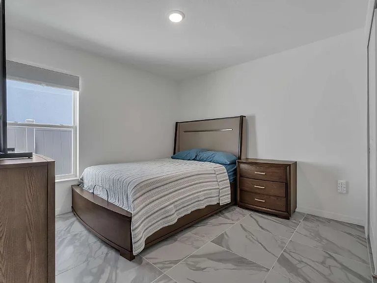 3800 Whitetail Ct — Photo 8