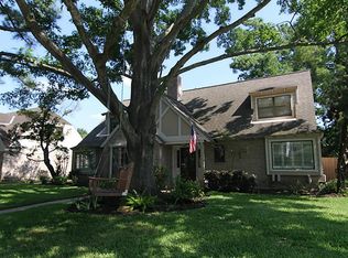 17 Donys Ct, Houston, TX 77040