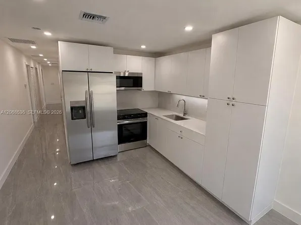 607 NW 8th Ave, Pompano Beach, FL 33060