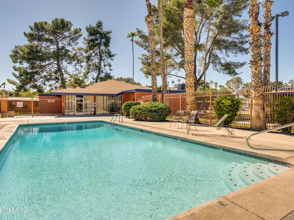 350 N Silverbell Rd APT 182, Tucson, AZ 85745
