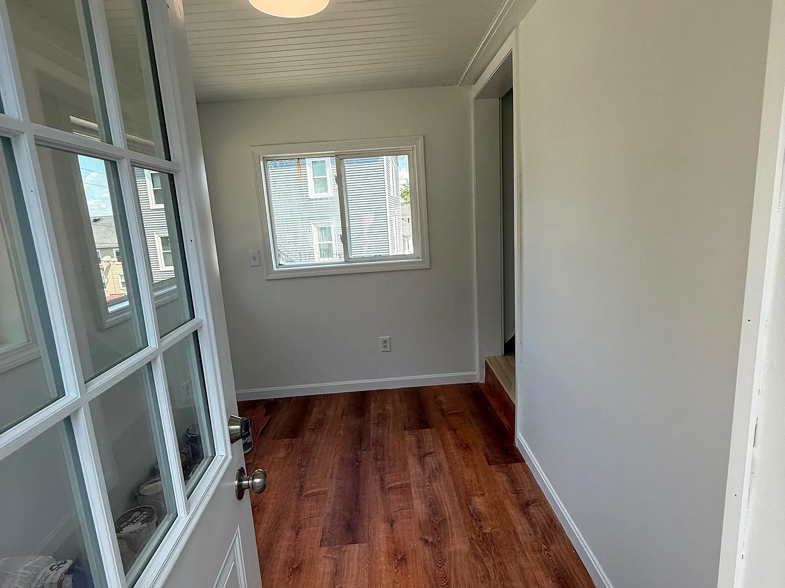 2 bed, 999 sqft, $1,800 — Photo 2