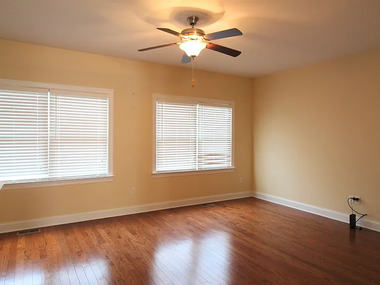 374 Tanzanite Dr — Photo 6