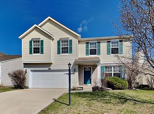 12272 Carriage Stone Dr, Fishers, IN