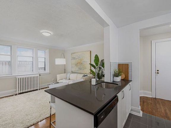 4th image of 22 Tichester Rd #207