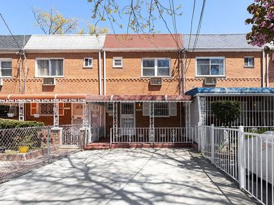 1035 Hendrix St, Brooklyn, NY, 11207