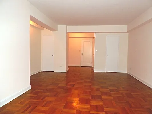 Rented by essential NEW YORK Real Estate | media 7