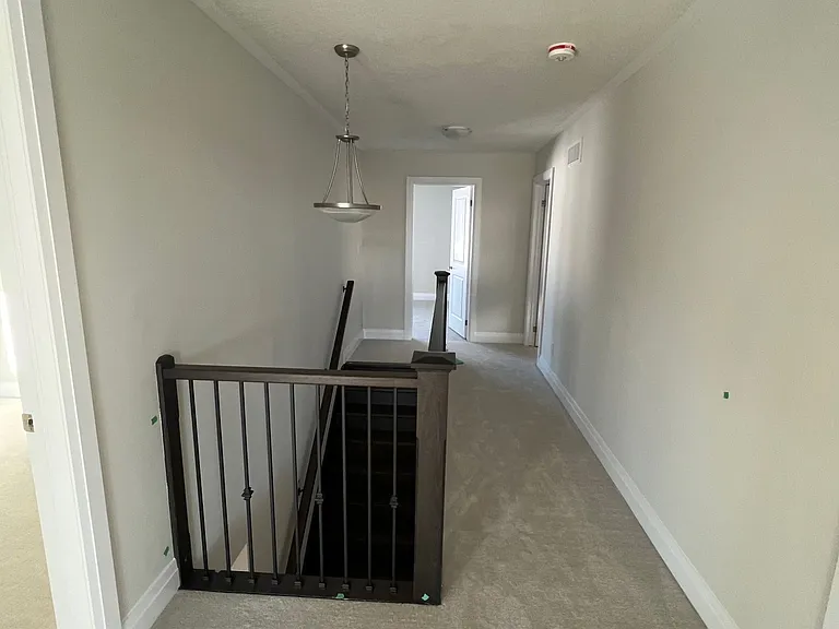 917 Valencia Ct — Photo 15