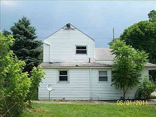 5th image of 410 Lane St