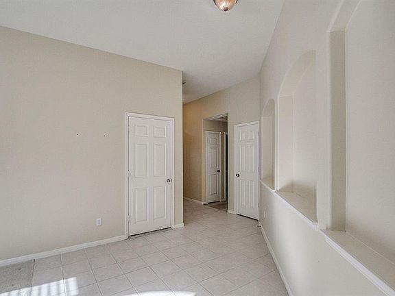 3rd image of 11403 Summit Bay Dr