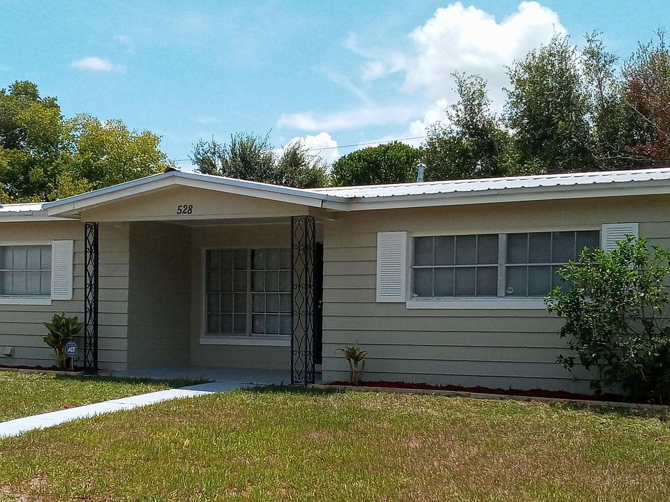 1st image of 528 Eloise Ave
