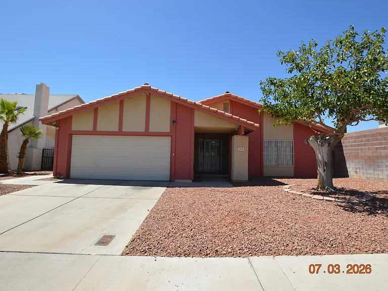 6845 Zamora Dr — Photo 1