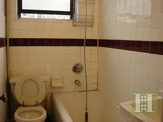 Rented by Halstead Real Estate | media 19