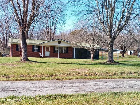 369 Cash Smith Dr, Oneida, TN 37841