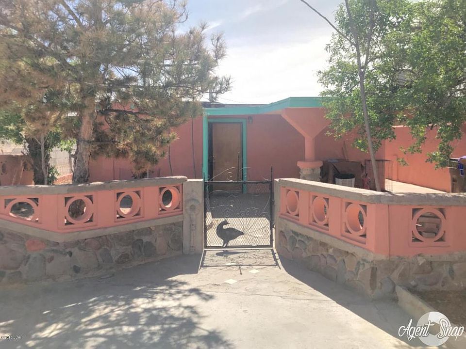 1st image of 1005 S Espina St #1/2