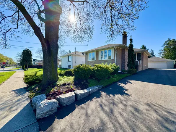 41 Paragon Rd, Toronto, ON M9R 1J9