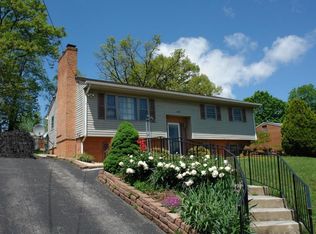 3509 Greencliff Rd, Roanoke, VA 24018