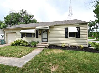 1104 NE 67th Pl, Gladstone, MO 64118