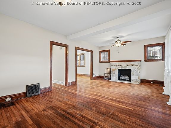 2nd image of 603 9th Ave