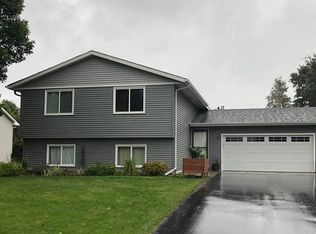 6251 140th St W, Savage, MN 55378