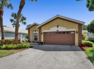 165 Harbor Ln, Palm Beach Gardens, FL 33410