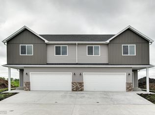 6742 67th Ave S, Horace, ND