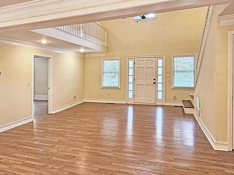 1653 Wildwood Rd NE — Photo 11