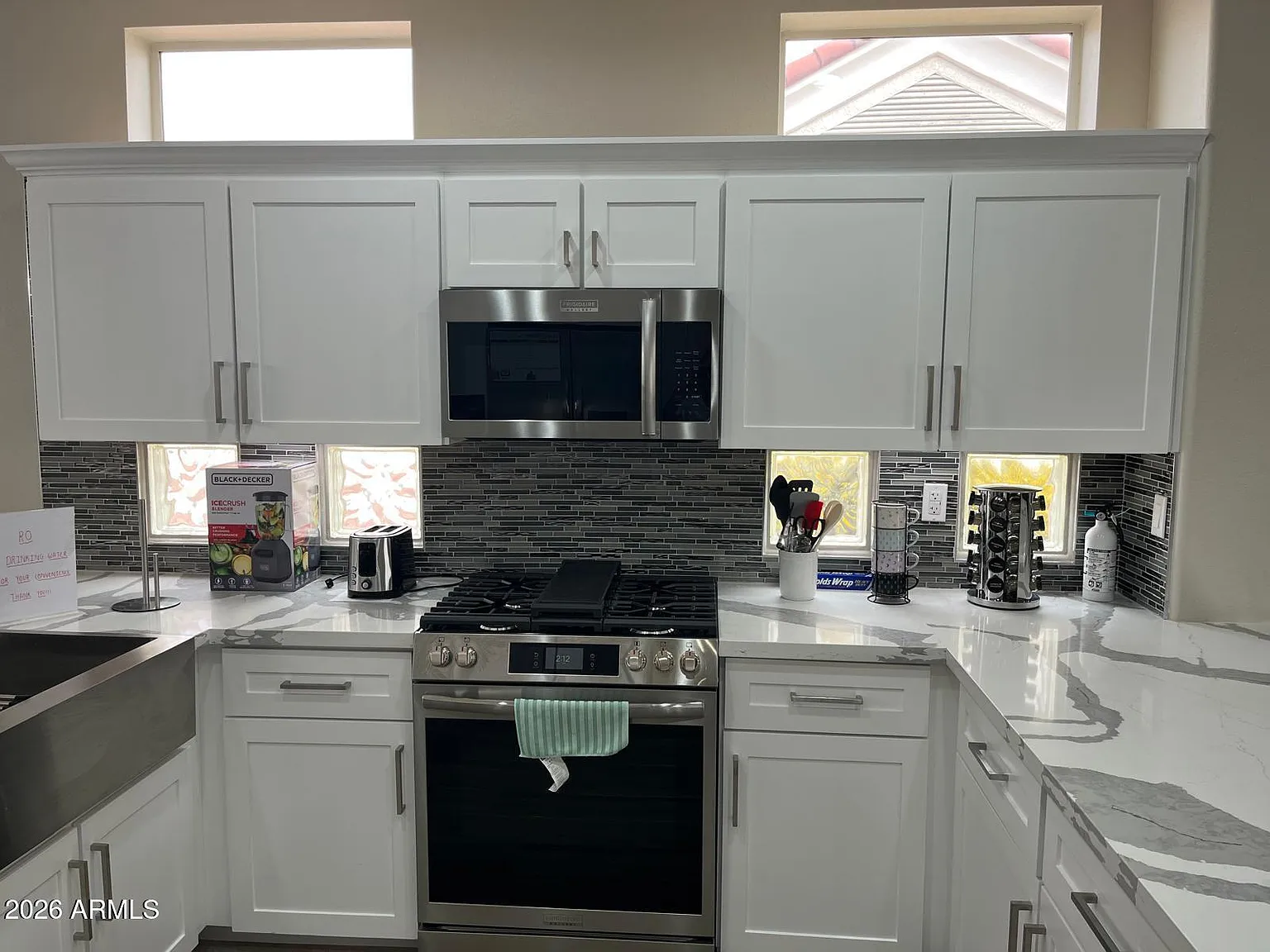 2 bed, 2.0 bath, 1778 sqft, $2,300 — Photo 3