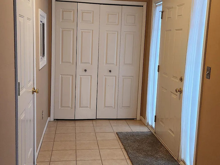 Entrance 1
