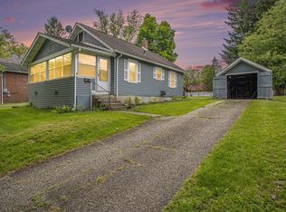 515 N Madison St, Marshall, MI