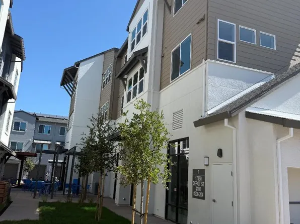 17050 Depot St #302, Morganhill, CA 95037