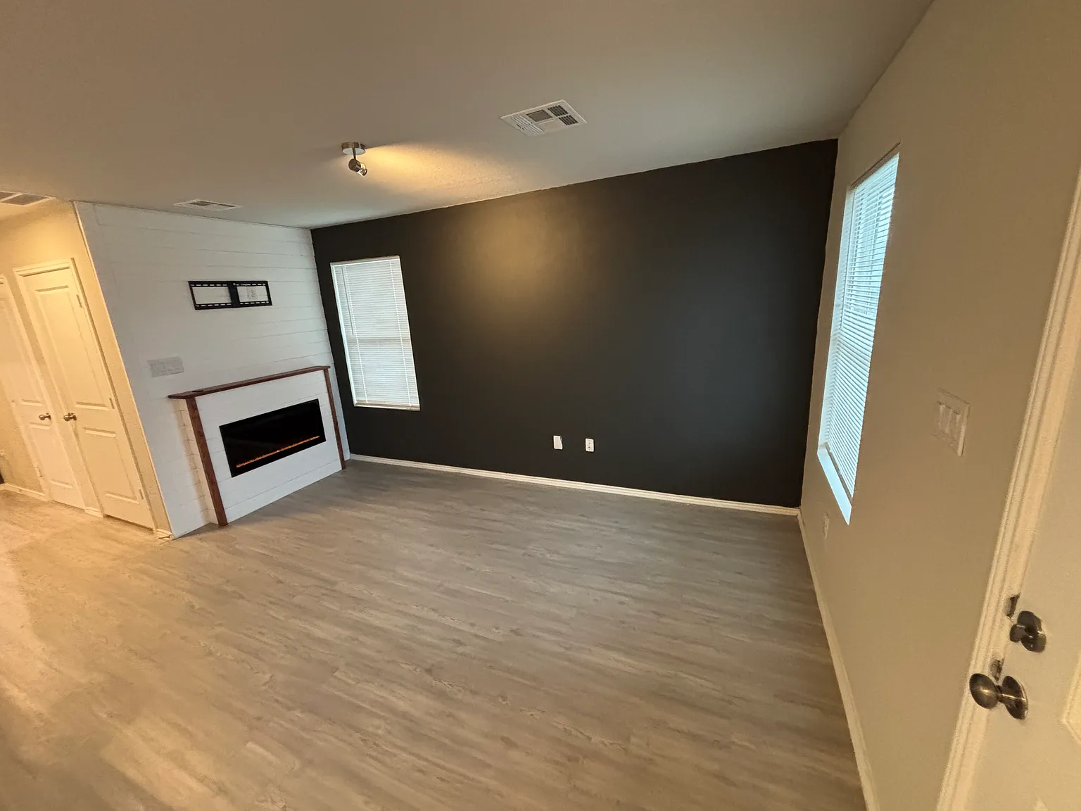 8147 Serro Medina — Photo 4