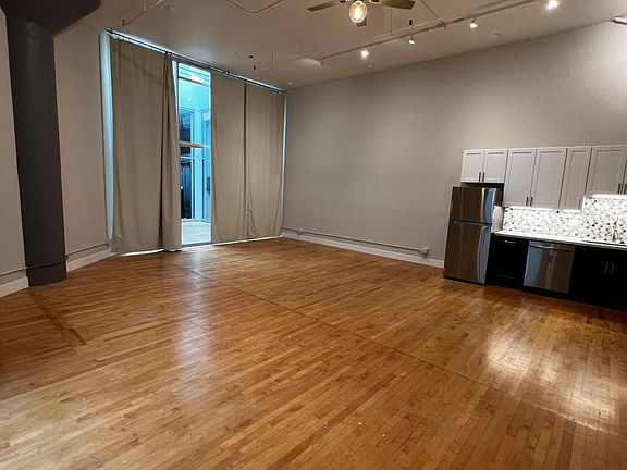 3rd image of 3435 Cesar Chavez St #223