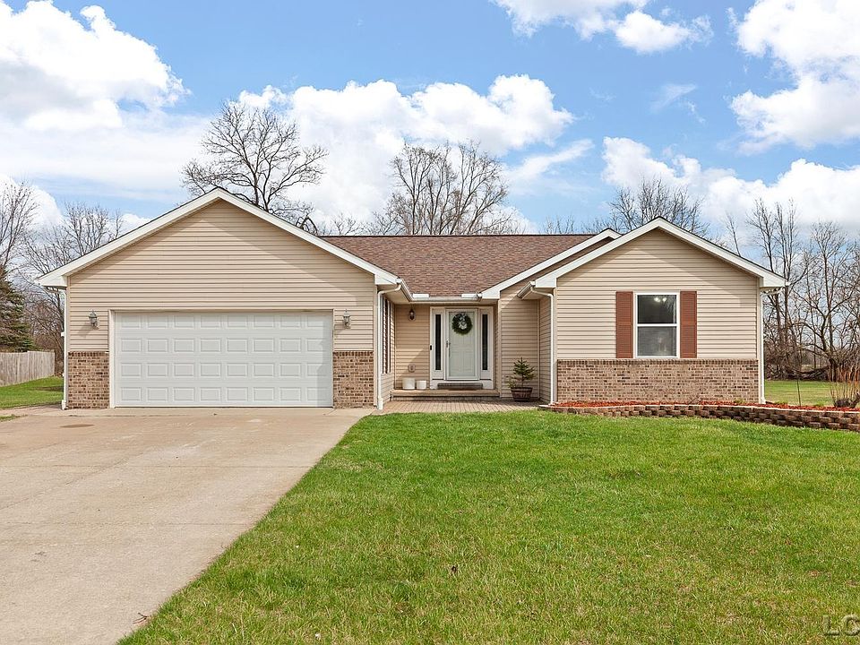 1st image of 3160 Crabtree Dr