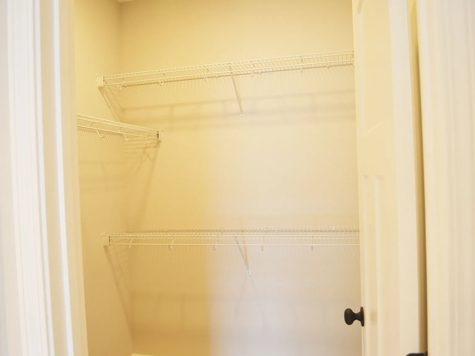 1430 Village Loop - 1 — Photo 3