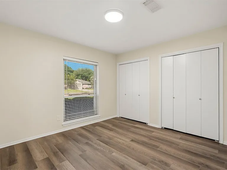 1911 Michele Dr — Photo 22