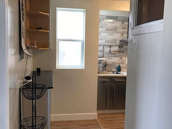2nd image of 1938 11th Ave #2