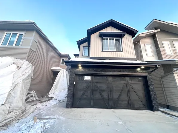 2113 209a St NW, Edmonton, AB T6M 3A3