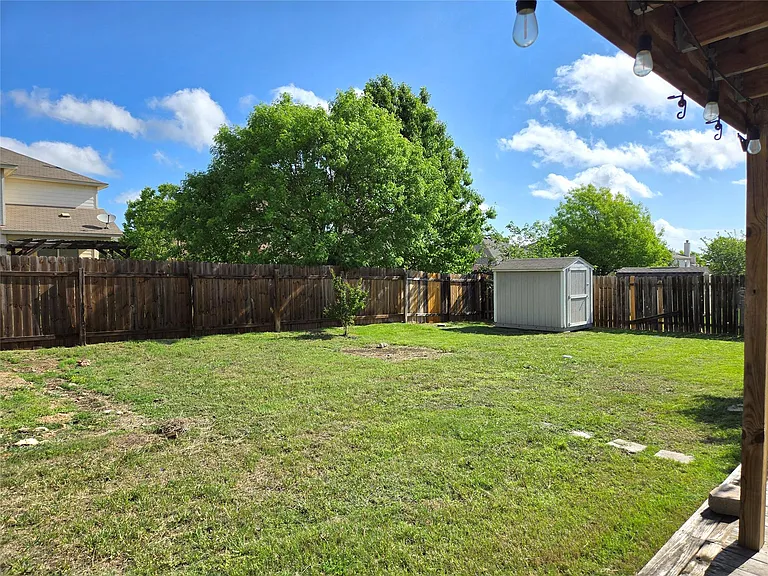 520 Brown Juniper Way — Photo 21